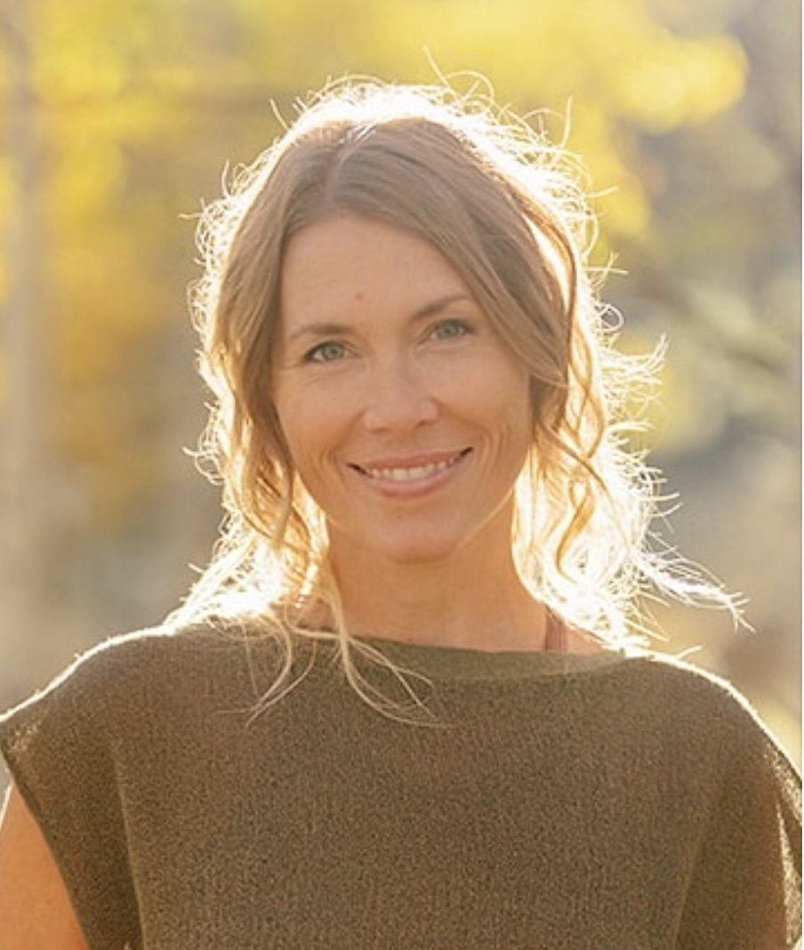 Christina Cox